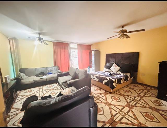 4 BEDROOM DUPLEX FOR SALE IN ARCADIA